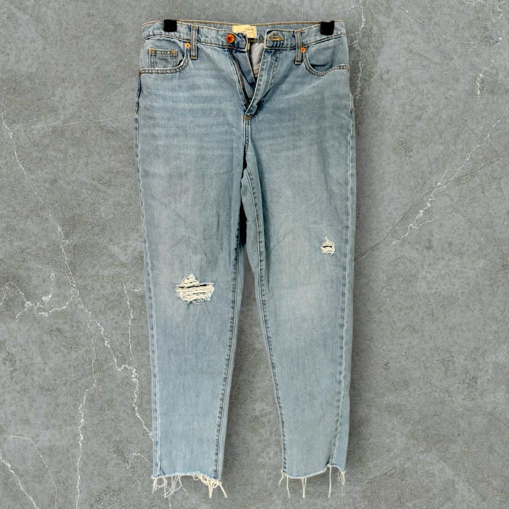Universal Thread Good Co Light Wash Boyfriend Jeans